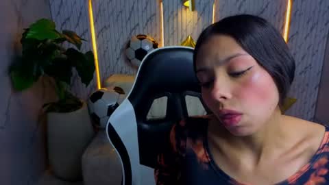 Snapshot of samantha_tx_ chatting on 06-23-26, 03:04 Samantha online show from 06-23-26, 03:04