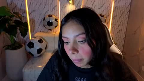 Snapshot of samantha_tx_ chatting on 06-27-26, 03:22 Samantha online show from 06-27-26, 03:22