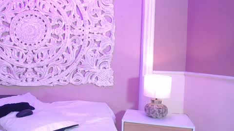 Snapshot of samanthapierce chatting on 01-11-25, 07:59 Samantha online show from 01-11-25, 07:59