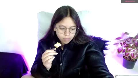 Samantha online show from 02-15-25, 04:34