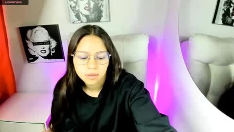 Samantha online show from 04-13-26, 02:33