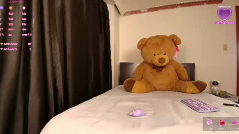 Snapshot of samantta98 chatting on 07-06-26, 03:03 SAMMY online show from 07-06-26, 03:03