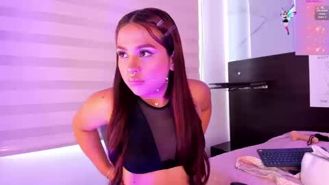 Snapshot of samara_as chatting on 09-10-25, 04:07 samara_as online show from 09-10-25, 04:07