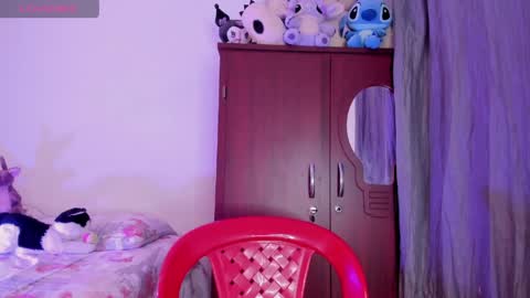 Snapshot of samara_jonnes_ chatting on 05-19-26, 04:08 Samara is my name a pleasure delighted that you are here leave your thumb up it is important to me online show from 05-19-26, 04:08