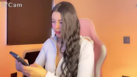 Snapshot of samara_lam chatting on 01-23-25, 07:18 Sammy online show from 01-23-25, 07:18