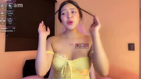 Snapshot of samara_lam chatting on 02-23-25, 05:01 Sammy online show from 02-23-25, 05:01