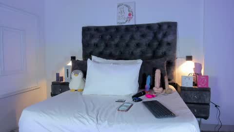 Samara Warren online show from 04-27-26, 08:29