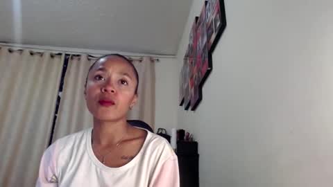 Snapshot of samary_thomas chatting on 03-07-25, 12:15 samary thomas online show from 03-07-25, 12:15