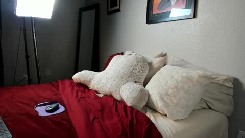 Yaya online show from 02-16-25, 05:48