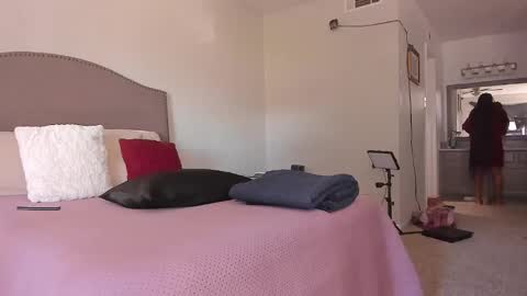 Yaya online show from 03-13-26, 02:56