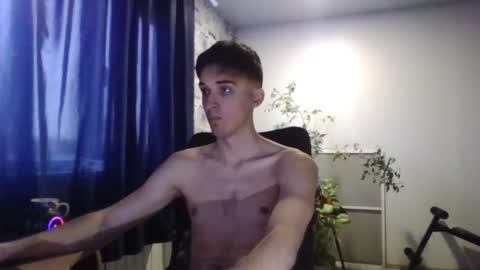 Snapshot of samcumtv chatting on 11-14-25, 08:46 multitooman online show from 11-14-25, 08:46