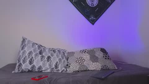 samevansx online show from 10-06-25, 03:20