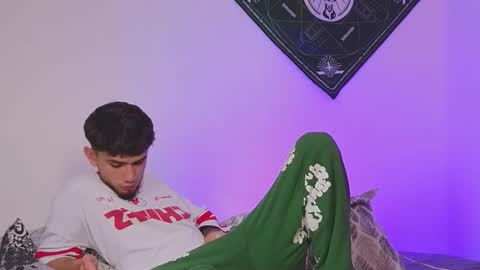 samevansx online show from 10-17-25, 02:19