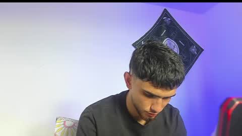Snapshot of samevansx chatting on 06-20-26, 01:36 samevansx online show from 06-20-26, 01:36