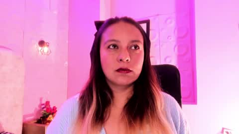 Snapshot of sami_1_8 chatting on 05-23-26, 03:56 Samy online show from 05-23-26, 03:56