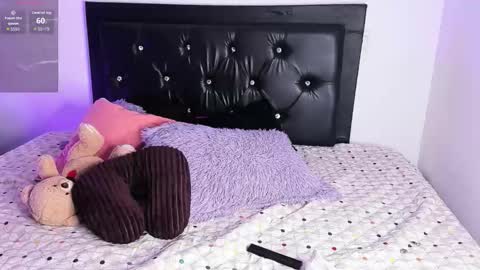 samiacooper25 online show from 02-08-26, 06:06