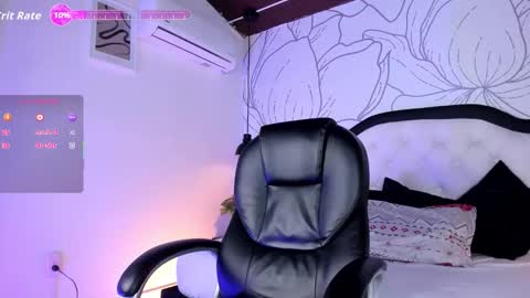 Snapshot of samir_bear chatting on 04-27-26, 12:47 Samir online show from 04-27-26, 12:47