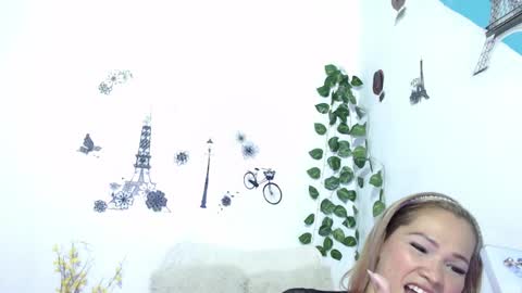 Snapshot of samira_lennox chatting on 01-11-25, 07:16 SAMIRA online show from 01-11-25, 07:16