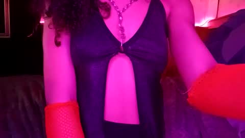 Snapshot of samisami132850 chatting on 09-17-25, 05:20 KatyDoll online show from 09-17-25, 05:20