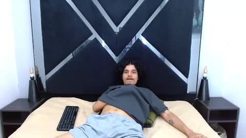 Snapshot of samisaturno chatting on 03-03-26, 08:15 samisaturno online show from 03-03-26, 08:15