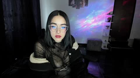 Snapshot of samismith77 chatting on 01-25-25, 08:53 SARA online show from 01-25-25, 08:53