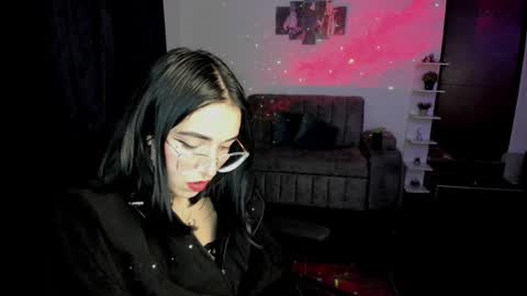 Snapshot of samismith77 chatting on 02-08-25, 04:57 SARA online show from 02-08-25, 04:57