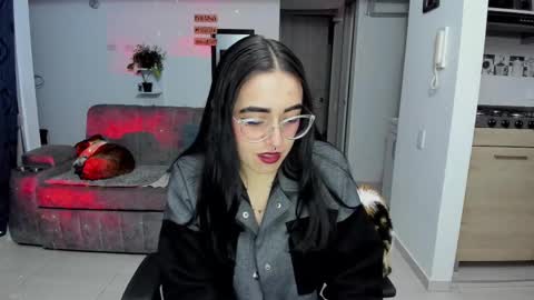 Snapshot of samismith77 chatting on 10-03-25, 02:08 SARA online show from 10-03-25, 02:08