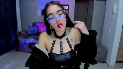 Snapshot of samismith77 chatting on 07-15-26, 11:54 SARA online show from 07-15-26, 11:54