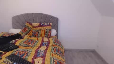 Snapshot of samlove502 chatting on 11-16-25, 08:03 samlove online show from 11-16-25, 08:03