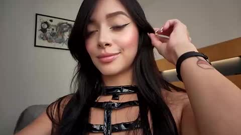 Snapshot of sammarastone chatting on 01-14-25, 08:15 Maria online show from 01-14-25, 08:15