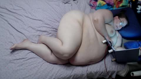 Snapshot of sammiejean85 chatting on 07-15-26, 08:25 SammieJean online show from 07-15-26, 08:25