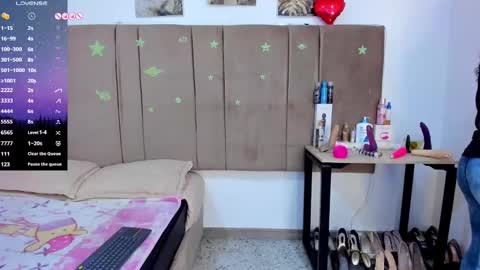 Snapshot of sammy_mature_ chatting on 02-21-25, 11:54 Sammy online show from 02-21-25, 11:54