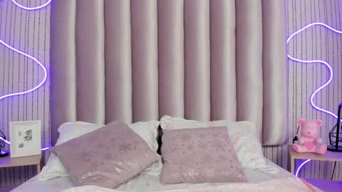 Samantha   online show from 04-06-26, 03:04