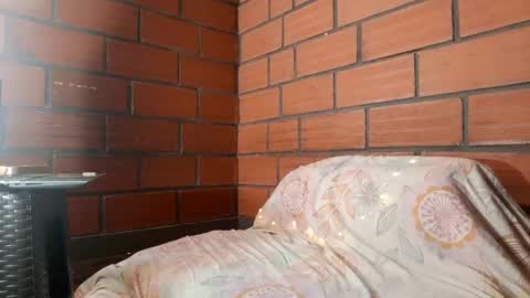 Snapshot of samntha_ferrer28 chatting on 11-21-25, 02:49 Samantha ferrer online show from 11-21-25, 02:49