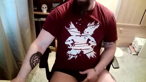 Snapshot of samoanthorn chatting on 12-05-25, 09:40 Samoanthorn online show from 12-05-25, 09:40