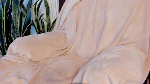 Snapshot of samuel_obrian chatting on 10-04-25, 08:51 Samuel online show from 10-04-25, 08:51