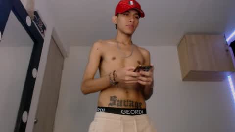 Snapshot of samuel_suarez chatting on 12-09-24, 10:22 online show from 12-09-24, 10:22