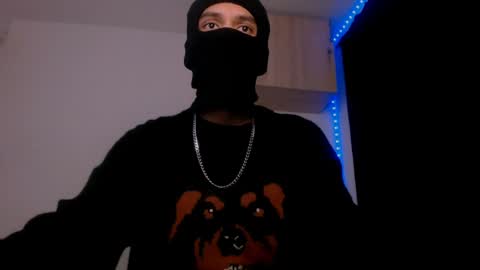 Snapshot of samuel_suarez chatting on 12-30-24, 12:00 online show from 12-30-24, 12:00