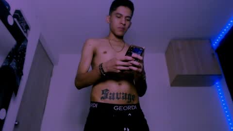 Snapshot of samuel_suarez chatting on 02-26-25, 12:38 online show from 02-26-25, 12:38