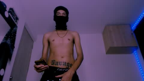 Snapshot of samuel_suarez chatting on 02-26-25, 03:42 online show from 02-26-25, 03:42