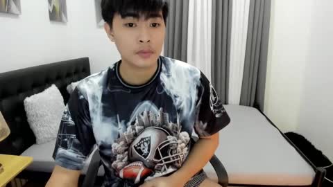 Sam online show from 10-10-25, 10:20