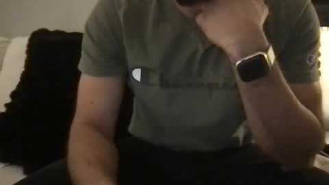 Snapshot of samwise2418 chatting on 12-04-25, 05:17 Sam W dick strip tease online show from 12-04-25, 05:17