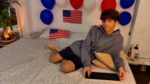 Snapshot of samy_twink chatting on 07-05-26, 02:40 Sammy online show from 07-05-26, 02:40