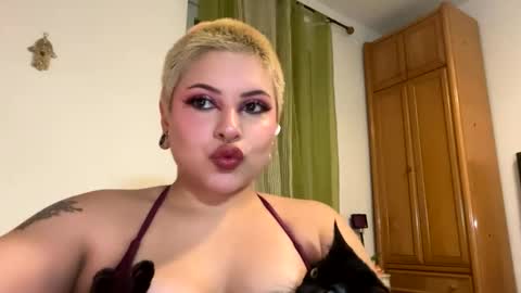 Samymoon online show from 01-15-26, 06:44