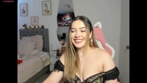 Snapshot of samysweet_8 chatting on 01-08-25, 01:09 Samanta online show from 01-08-25, 01:09