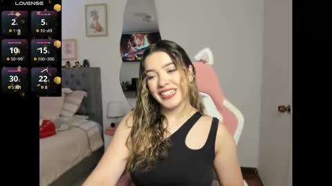 Snapshot of samysweet_8 chatting on 01-14-25, 01:06 Samanta online show from 01-14-25, 01:06