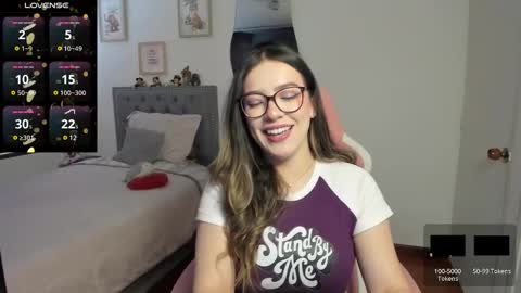 Snapshot of samysweet_8 chatting on 11-24-25, 01:44 Samanta online show from 11-24-25, 01:44