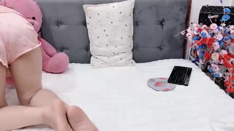 Snapshot of sanami_sian_ chatting on 06-21-26, 01:24 sanami_sian_ online show from 06-21-26, 01:24