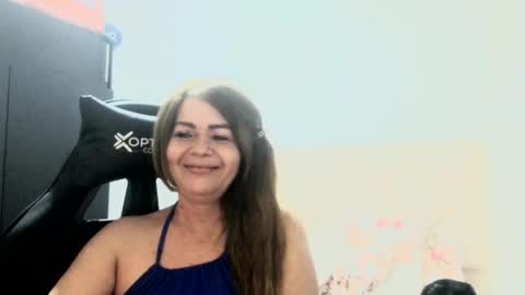Snapshot of sanddi_milff chatting on 05-22-26, 01:35 Sanddi online show from 05-22-26, 01:35