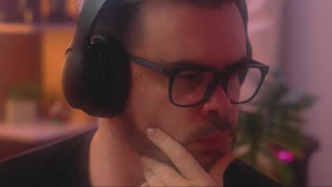 Sanders online show from 01-11-26, 06:13